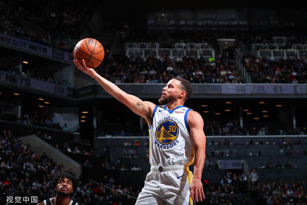 另一备受瞩 另一备受瞩